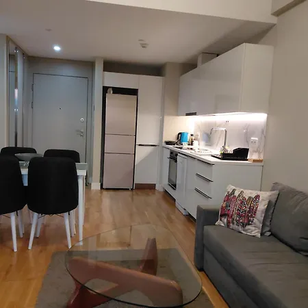 Diamond M Apartment